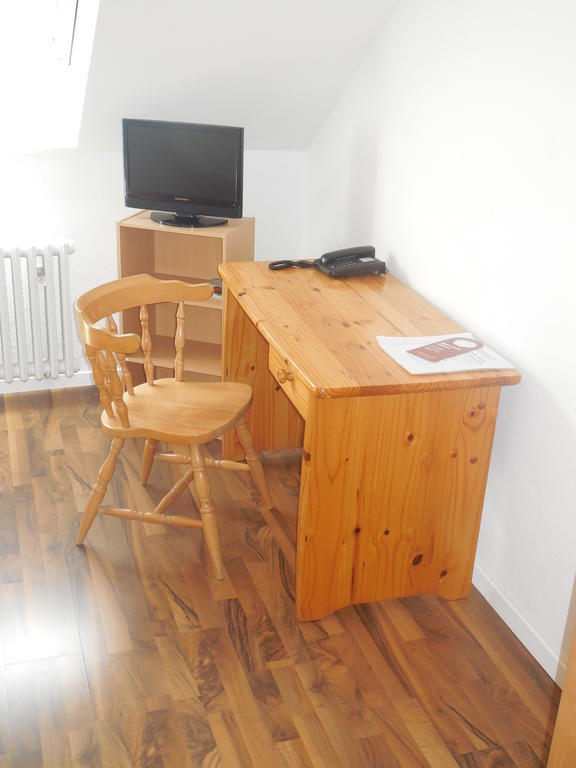 Hotel Garni Am Hechenberg Μάιντς Δωμάτιο φωτογραφία