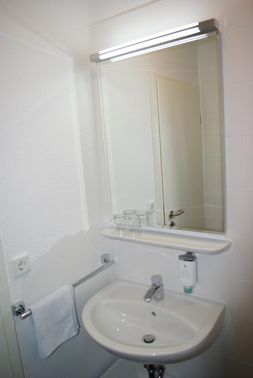 Hotel Garni Am Hechenberg Μάιντς Δωμάτιο φωτογραφία